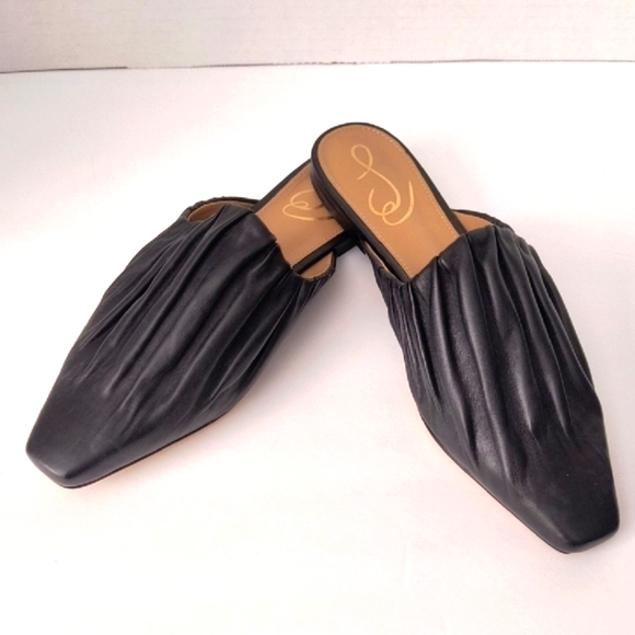 Sam Edelman Black Leather Mules - Picture 1 of 5